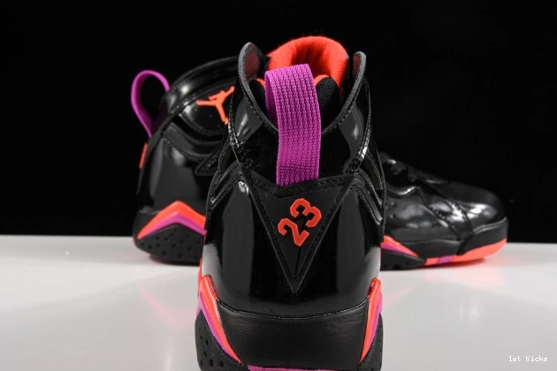 1st Kicks Jordan 7 Black Air Patent 313358-006 Retro 0816